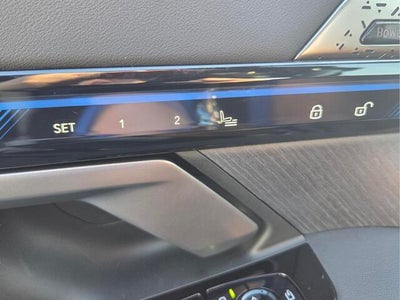 2025 BMW i5 M60