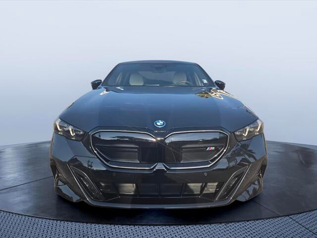 2025 BMW i5 M60