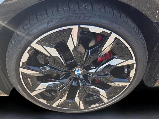 2025 BMW i5 M60