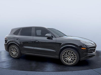 2023 Porsche Cayenne Platinum Edition