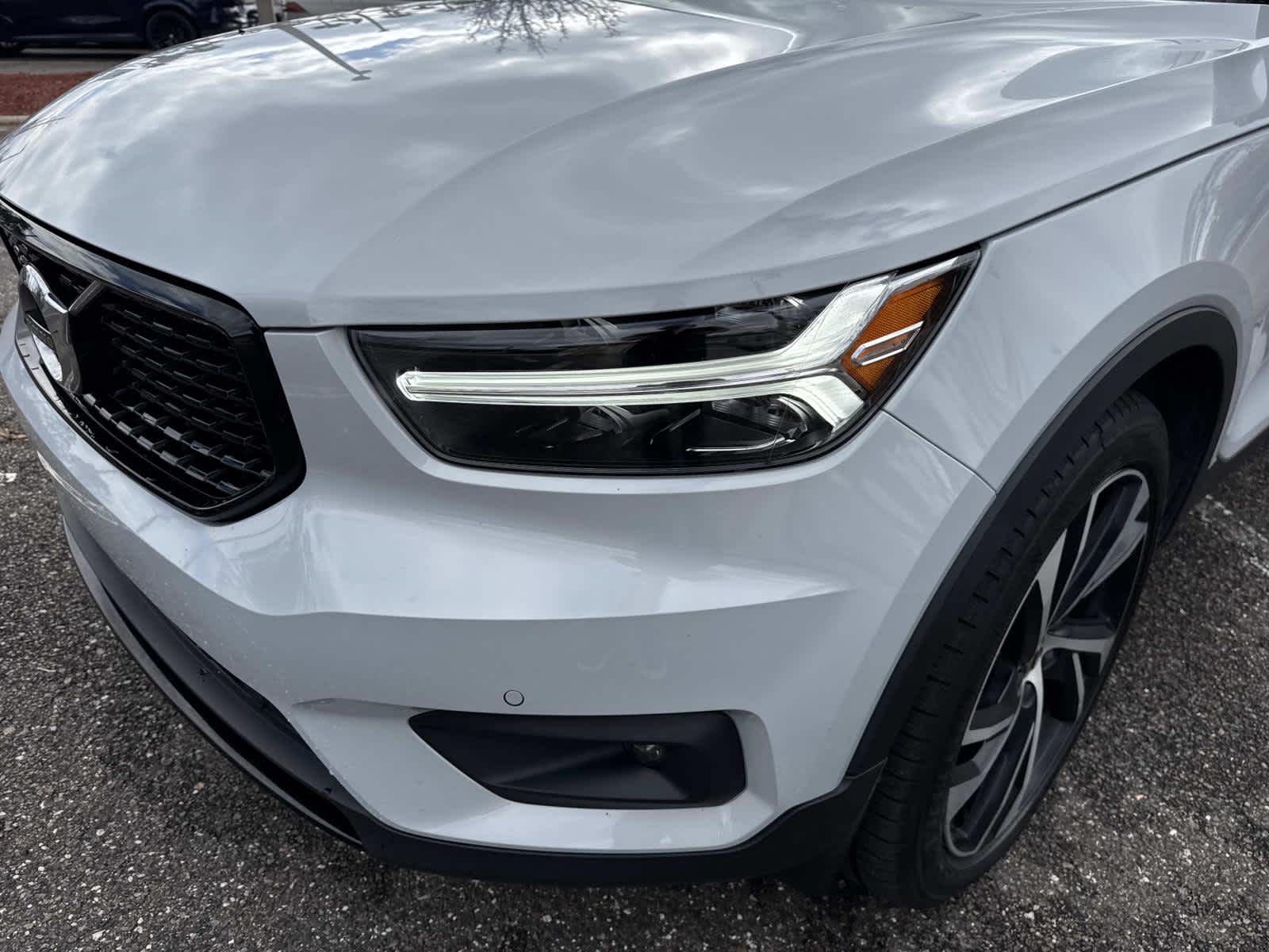 2020 Volvo XC40 R-Design