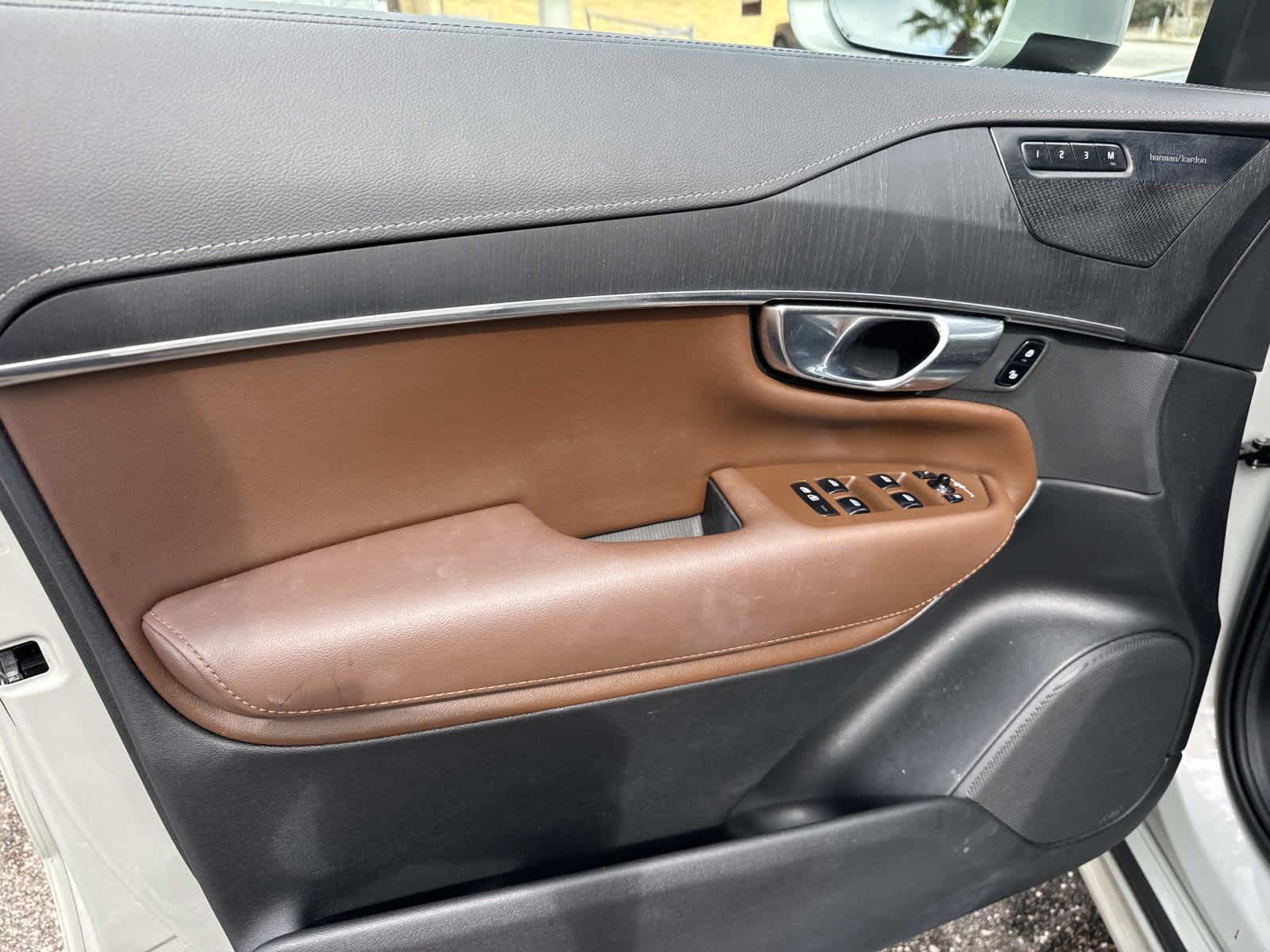 2022 Volvo XC90 Inscription