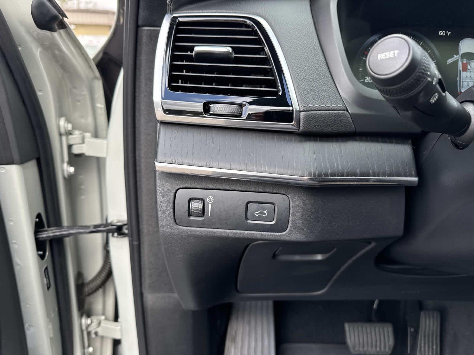 2022 Volvo XC90 Inscription