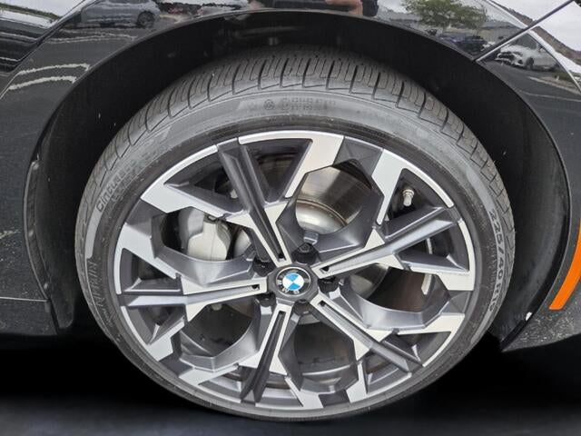 2025 BMW 330i 330i