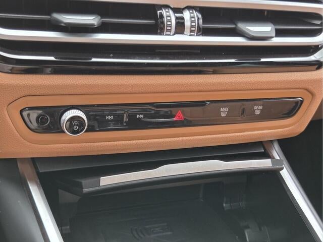 2023 BMW 330i 330i