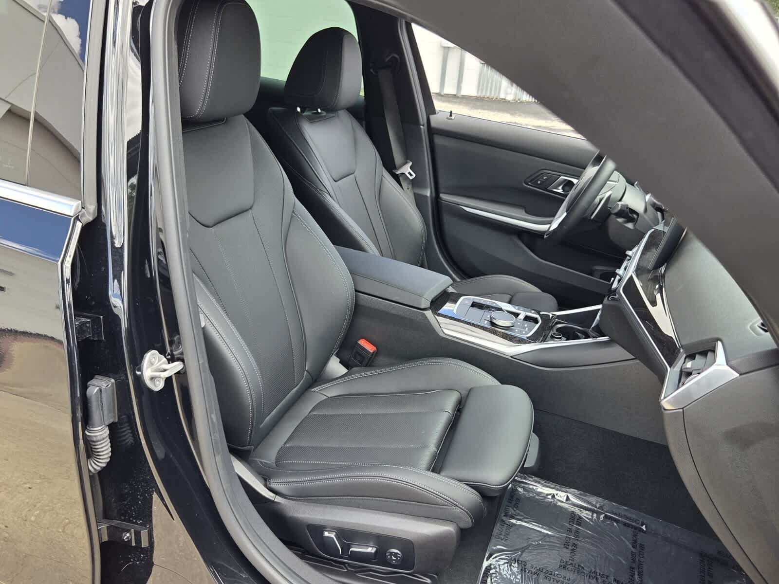 2024 BMW 330i 330i