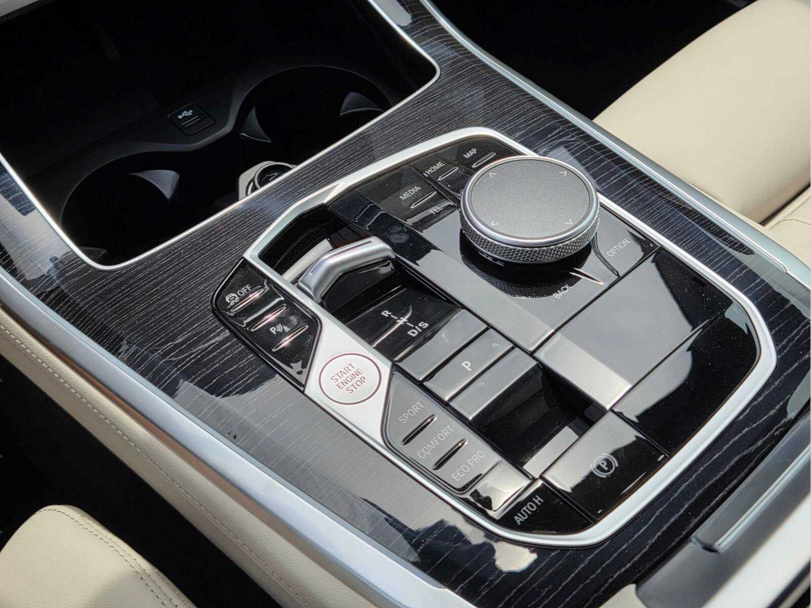 2026 BMW X5 sDrive40i sDrive40i