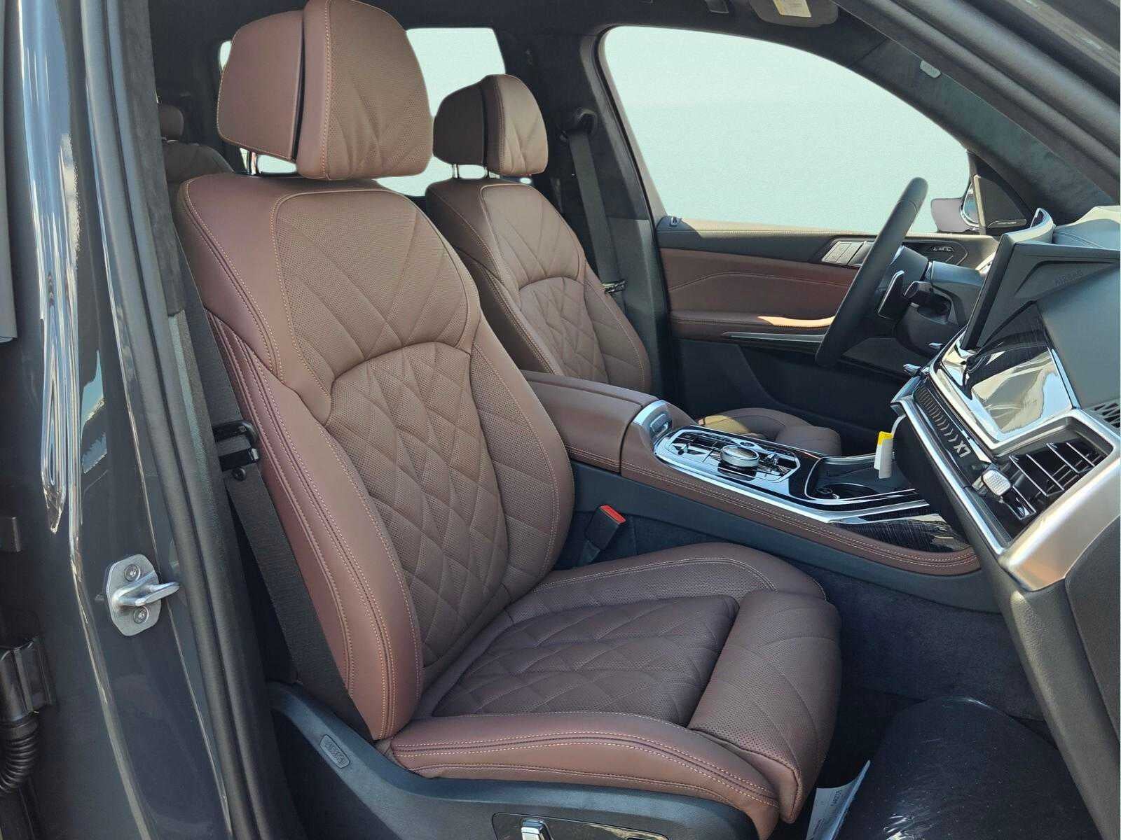 2027 BMW X7 xDrive40i xDrive40i