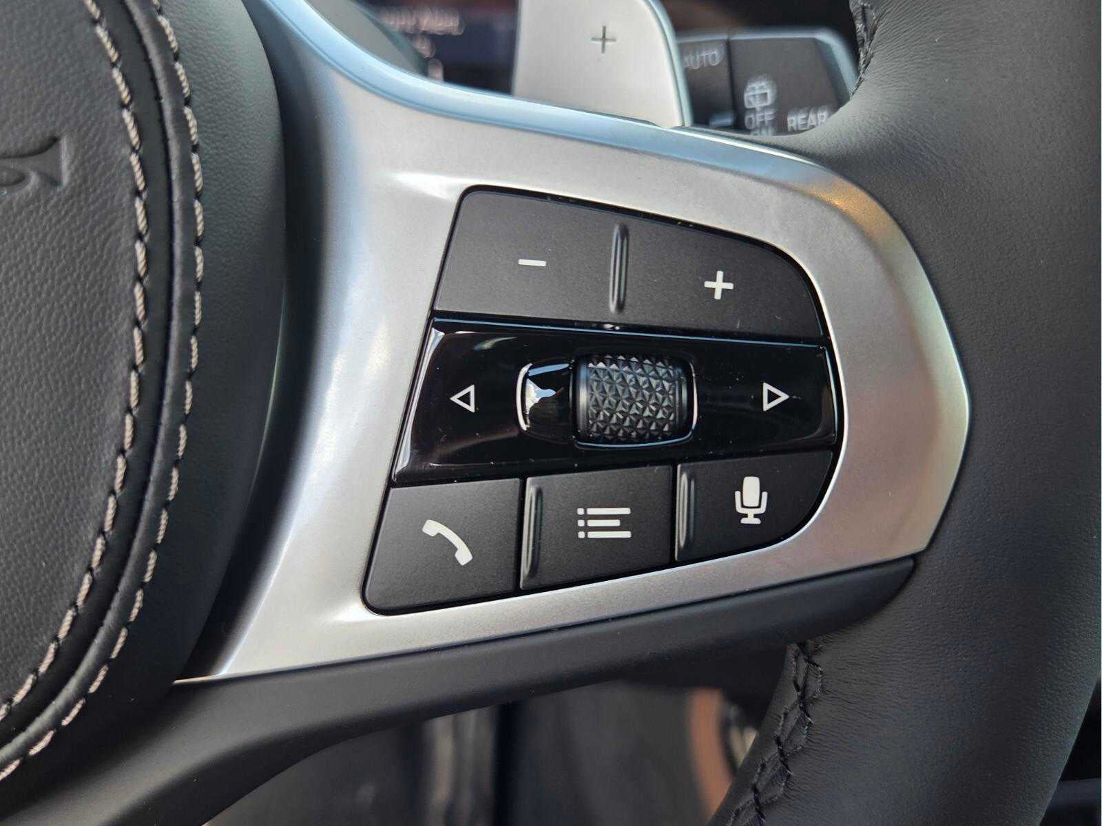 2027 BMW X7 xDrive40i xDrive40i