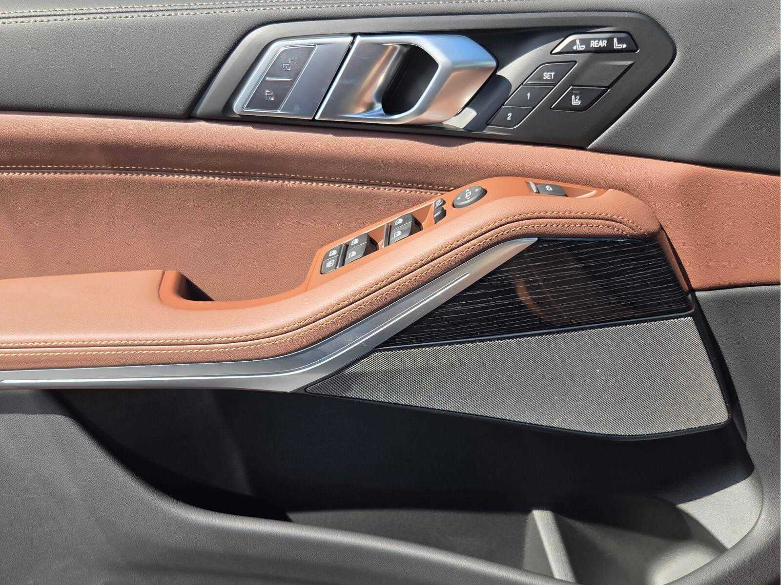 2027 BMW X7 xDrive40i xDrive40i