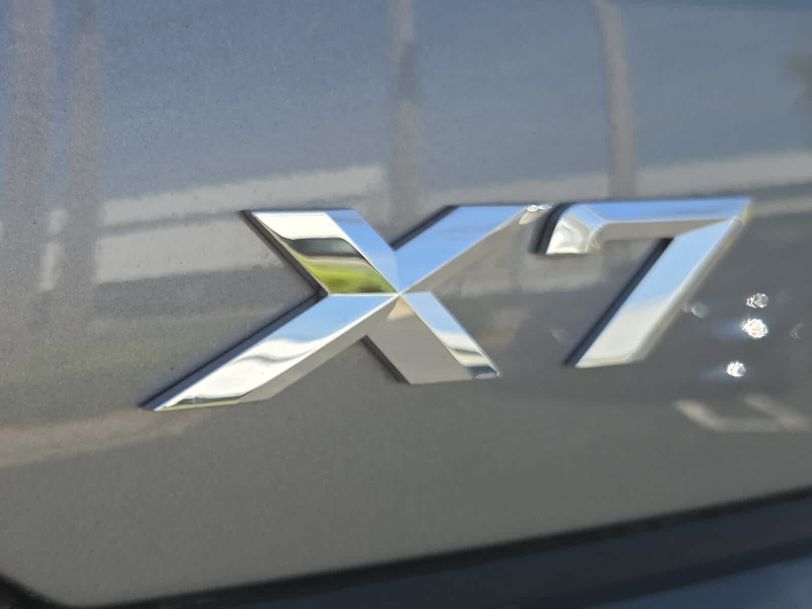 2026 BMW X7 xDrive40i xDrive40i