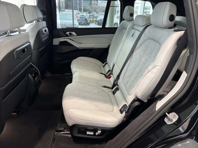 2026 BMW X7 xDrive40i xDrive40i