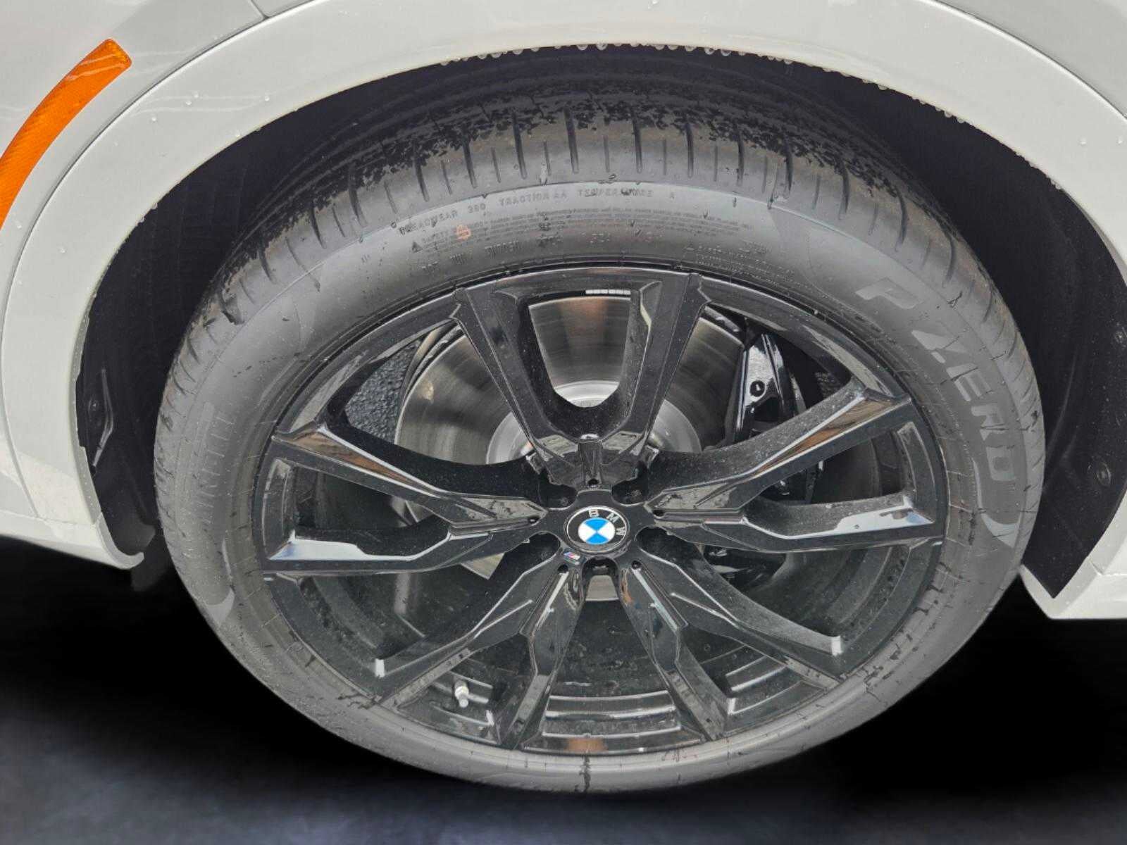 2027 BMW X7 xDrive40i xDrive40i