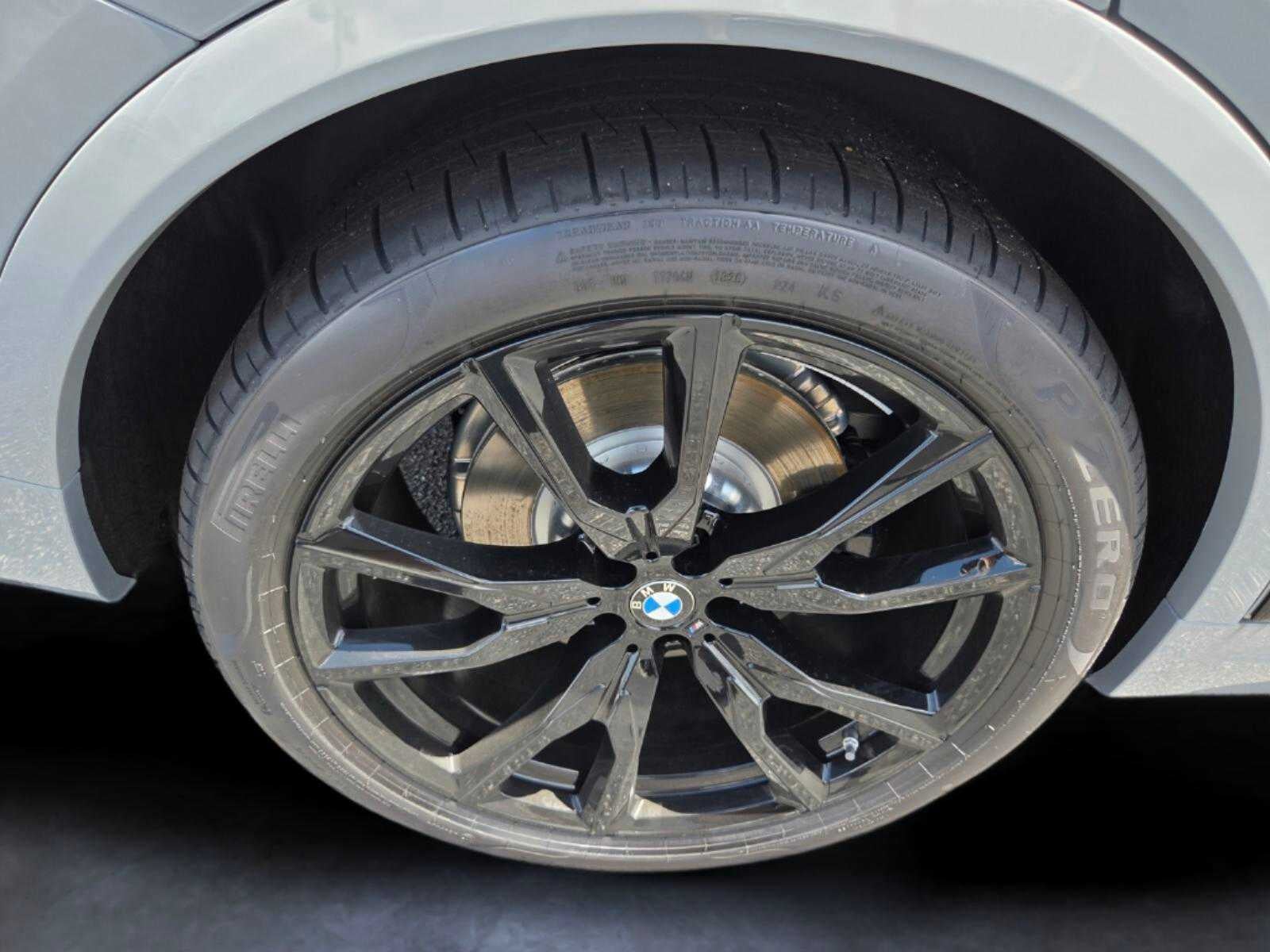 2027 BMW X7 xDrive40i xDrive40i