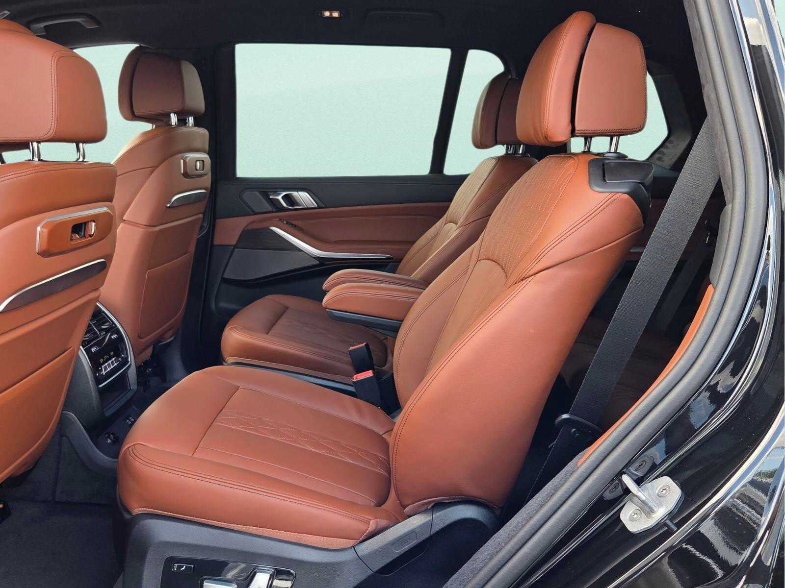 2027 BMW X7 xDrive40i xDrive40i