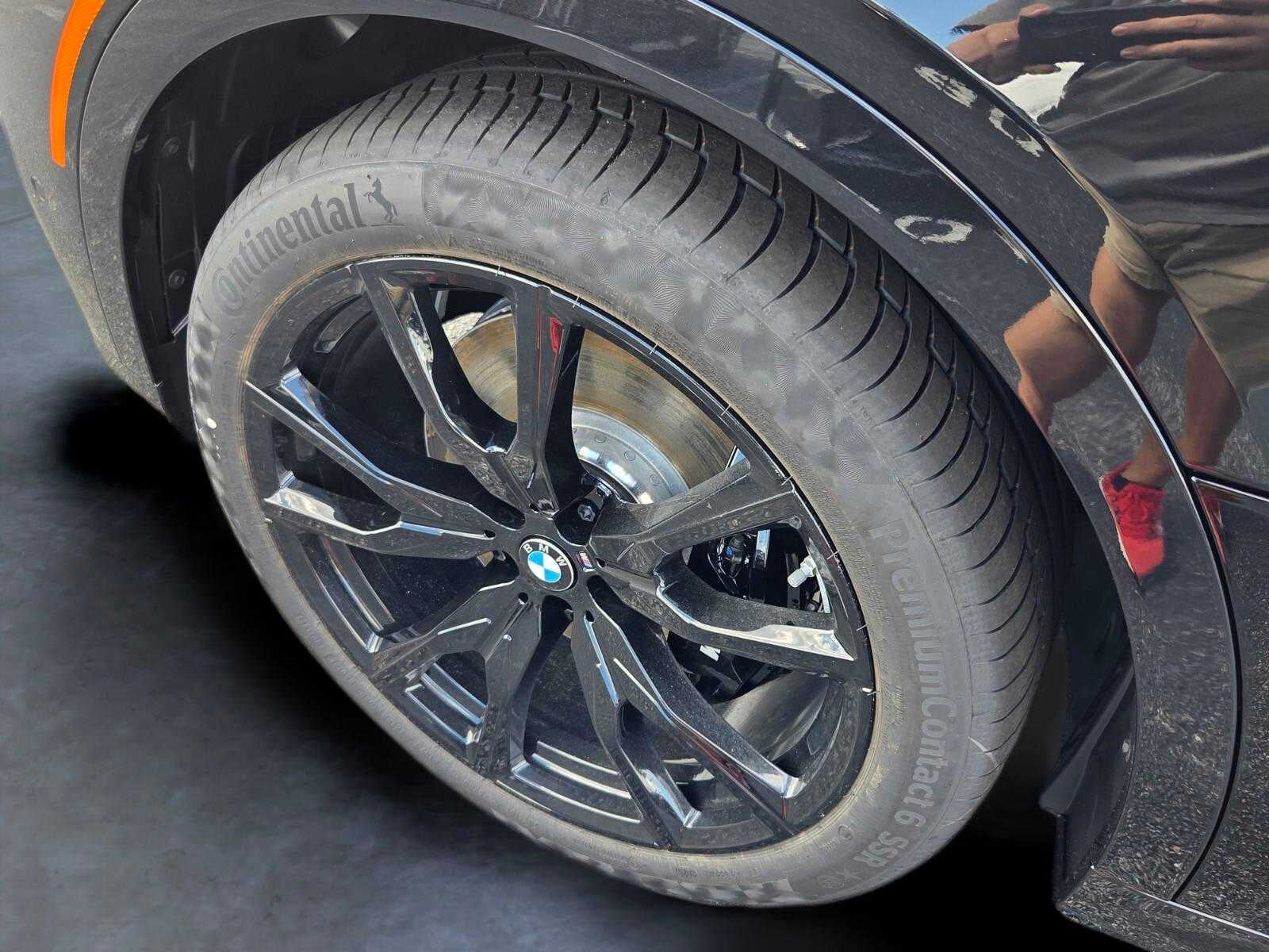 2027 BMW X7 xDrive40i xDrive40i