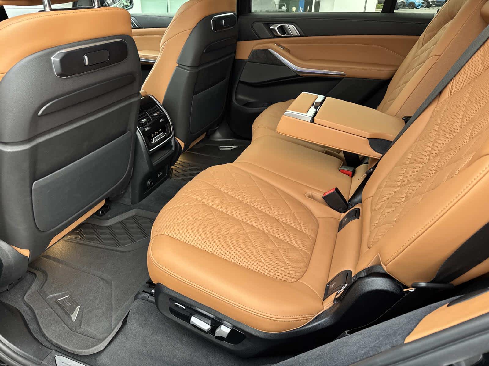 2023 BMW X7 xDrive40i xDrive40i