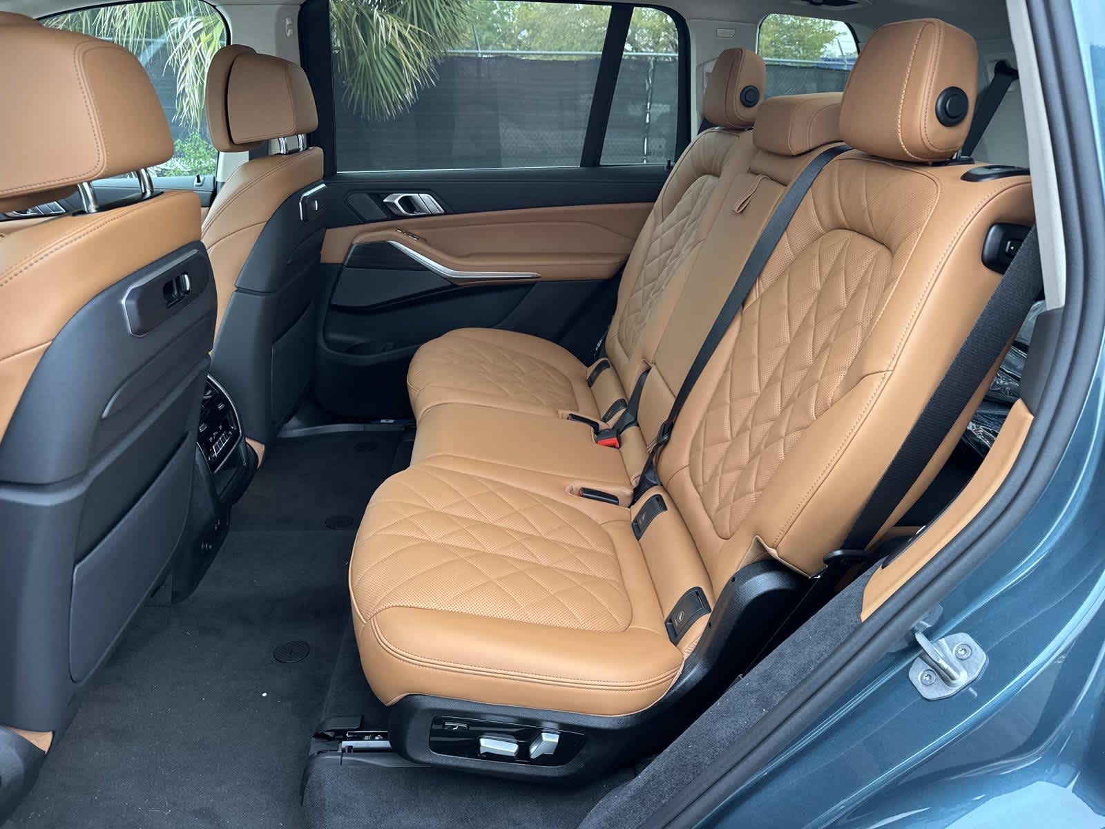 2026 BMW X7 xDrive40i xDrive40i