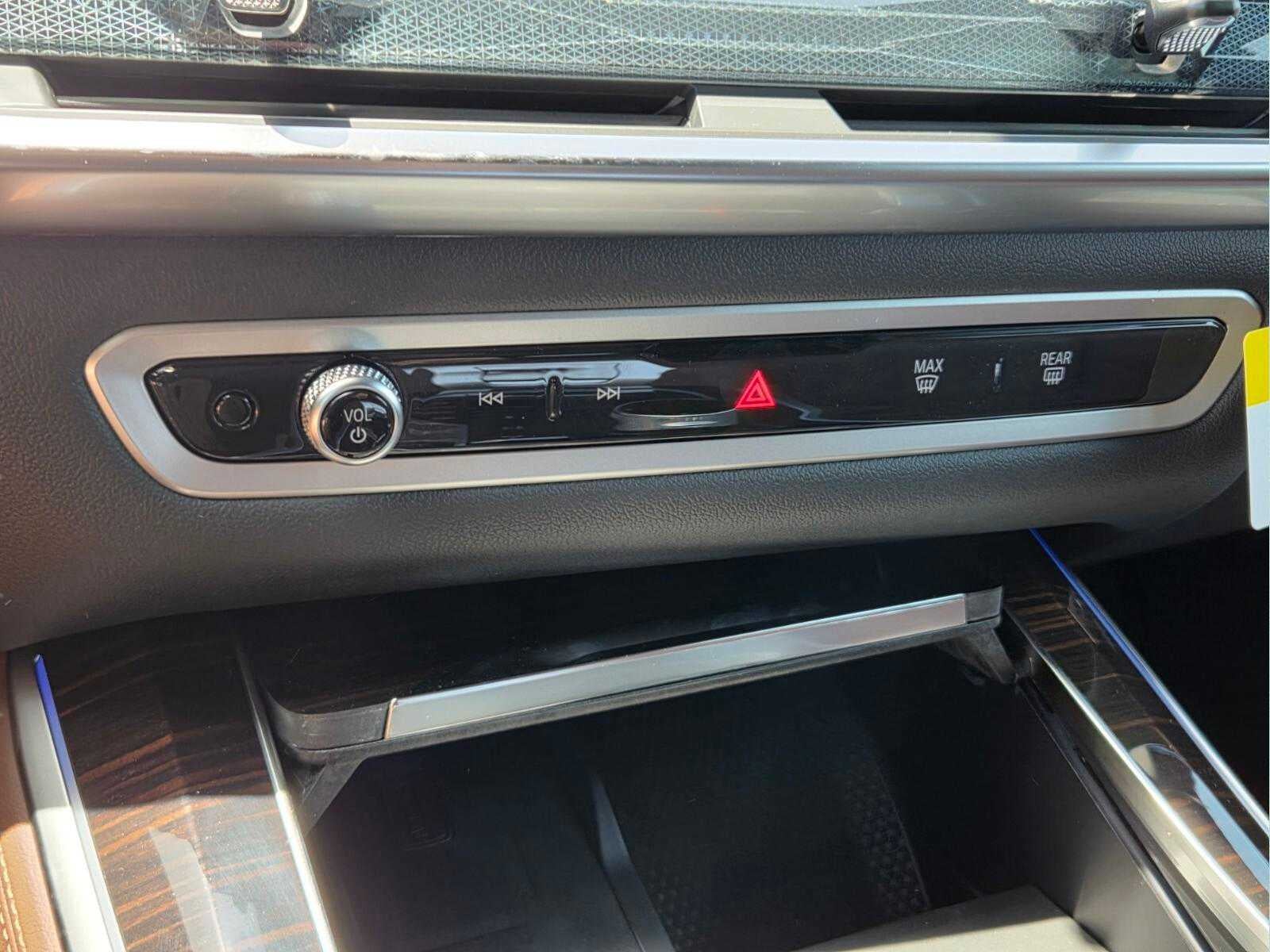 2026 BMW X5 xDrive40i xDrive40i