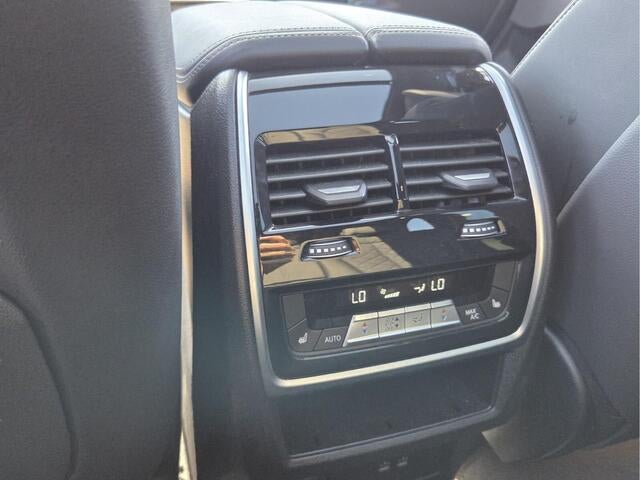 2025 BMW X5 xDrive40i xDrive40i