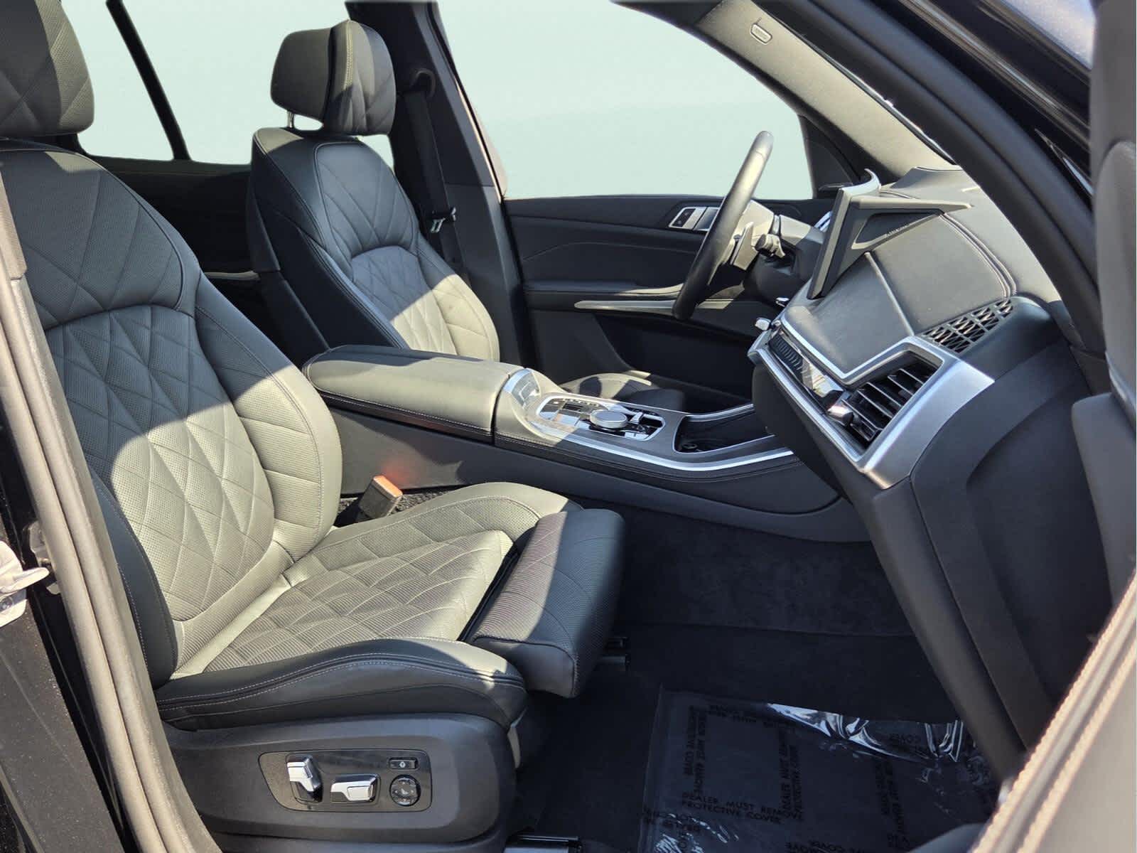 2025 BMW X5 xDrive40i xDrive40i