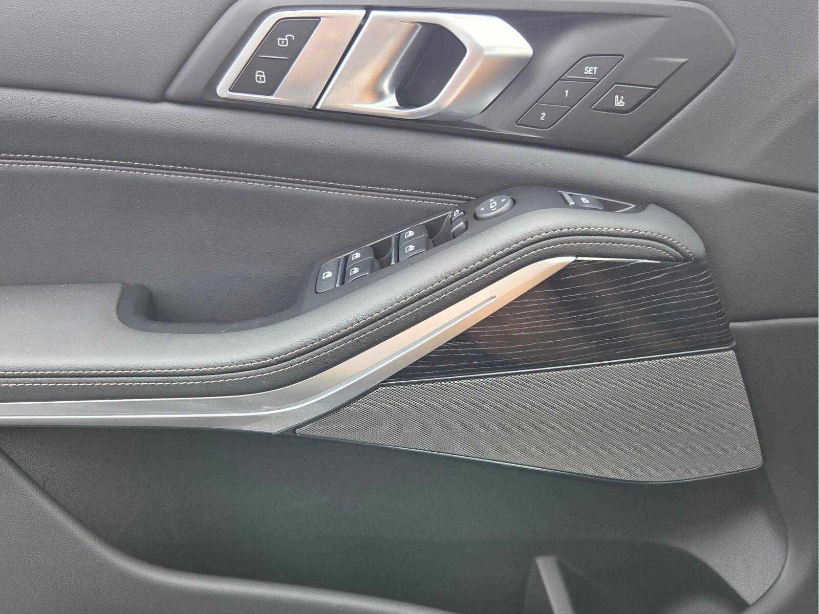 2026 BMW X5 xDrive40i xDrive40i