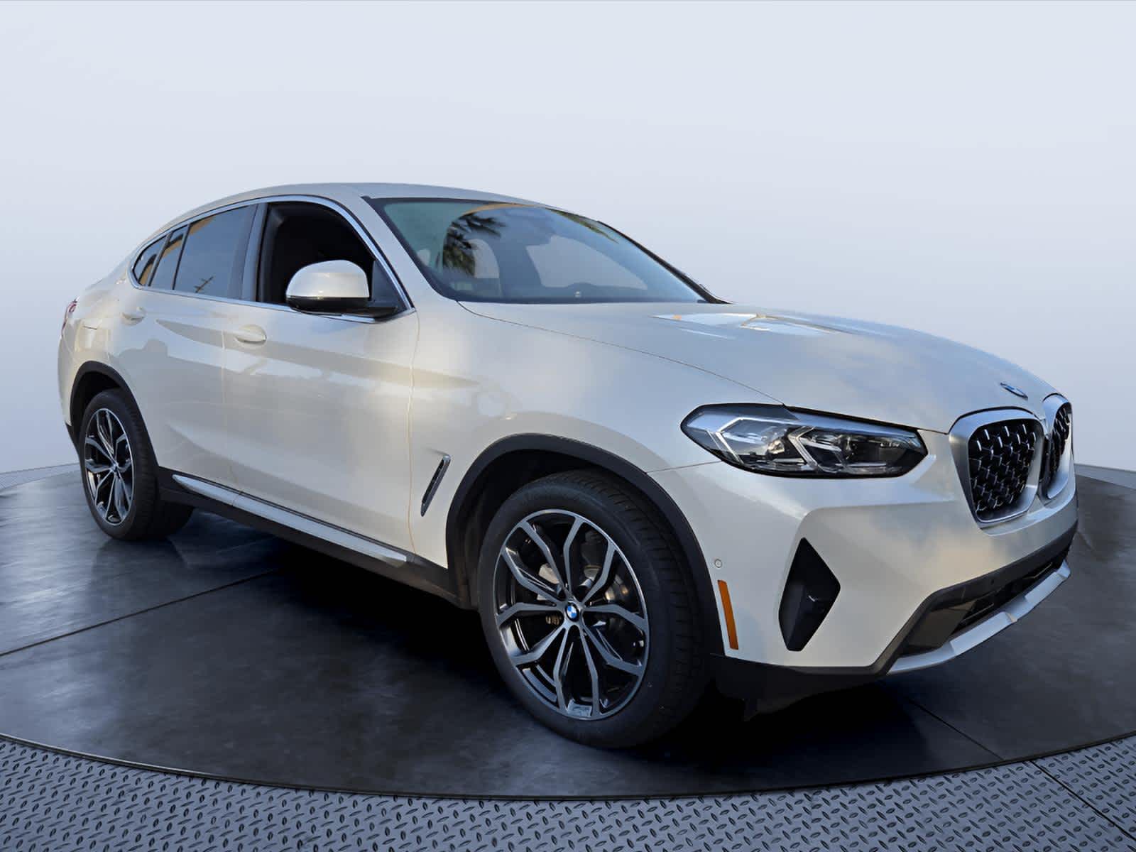 2025 BMW X4 xDrive30i xDrive30i