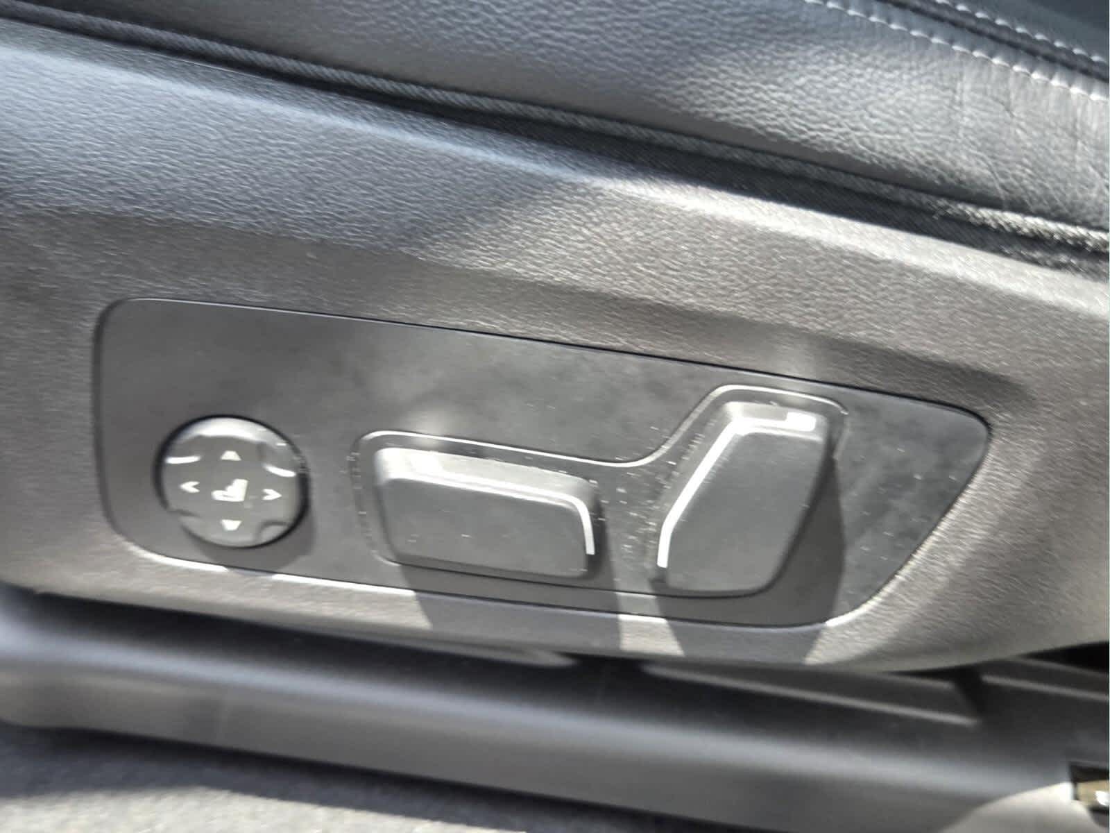 2025 BMW X4 xDrive30i xDrive30i