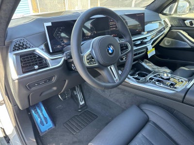2026 BMW X7 M60i
