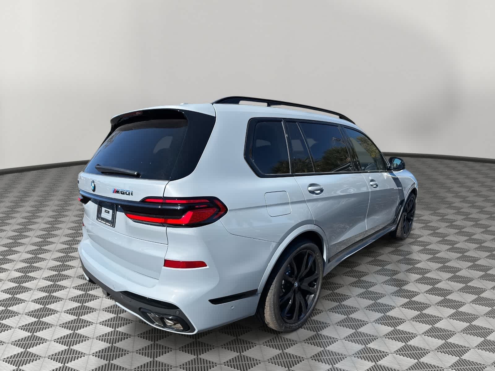 2026 BMW X7 M60i