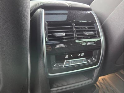 2025 BMW X7 M60i M60i