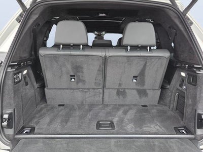 2025 BMW X7 M60i M60i