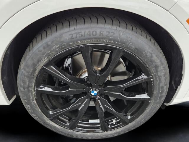 2025 BMW X7 M60i M60i