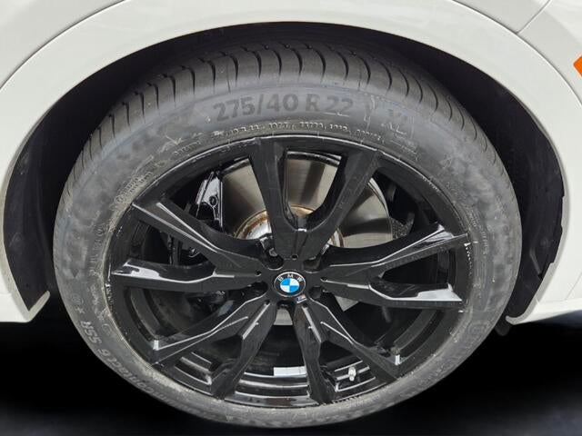 2025 BMW X7 M60i M60i
