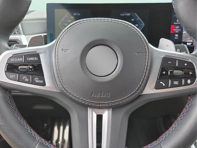 2025 BMW X7 M60i M60i