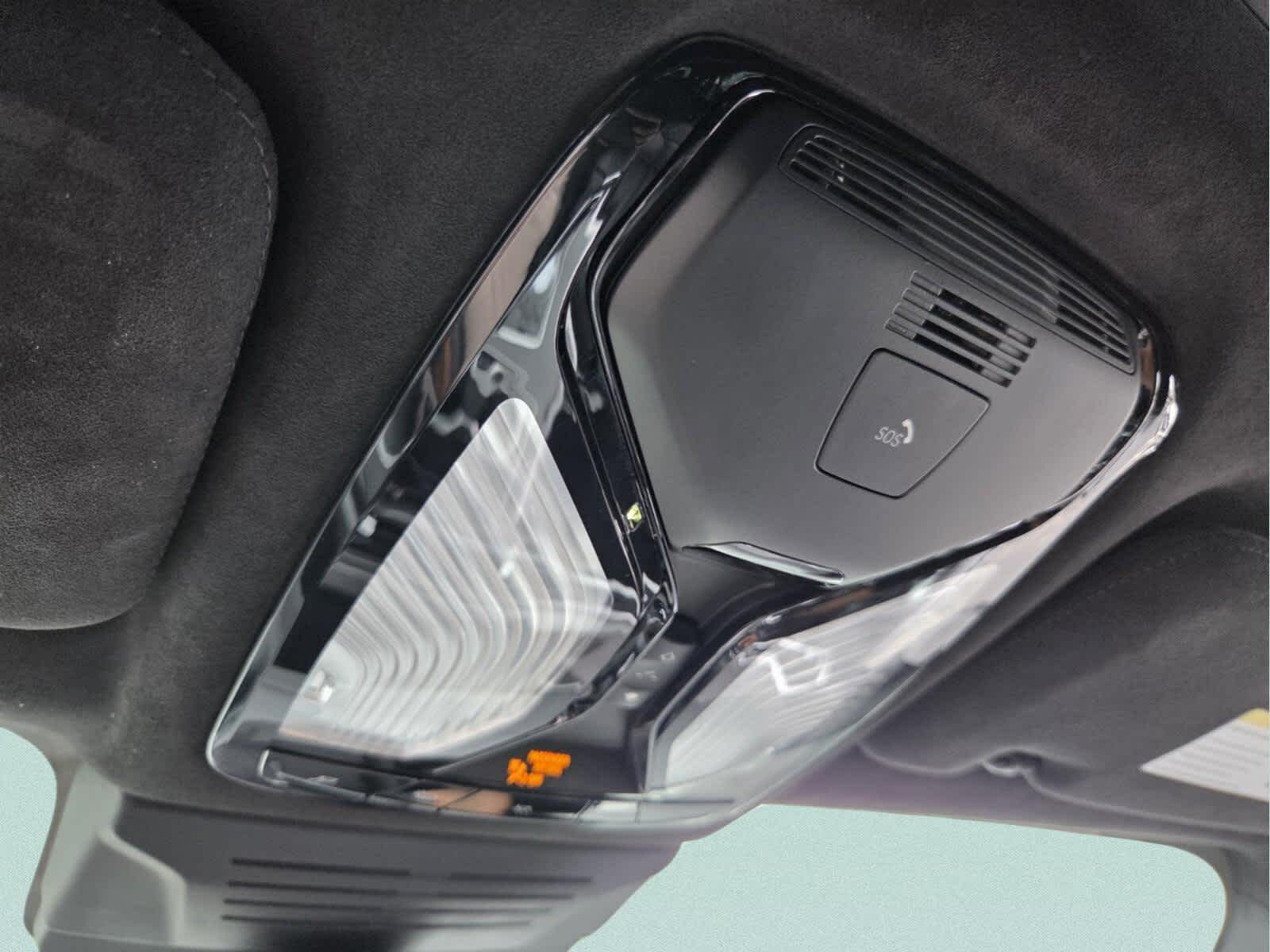 2025 BMW X7 M60i M60i