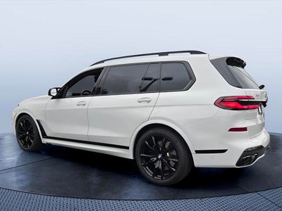 2025 BMW X7 M60i M60i