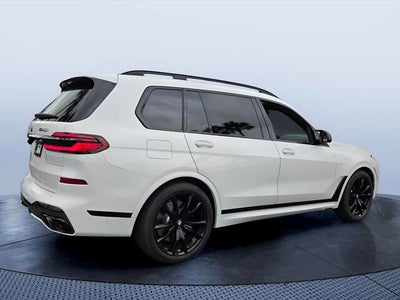 2025 BMW X7 M60i M60i