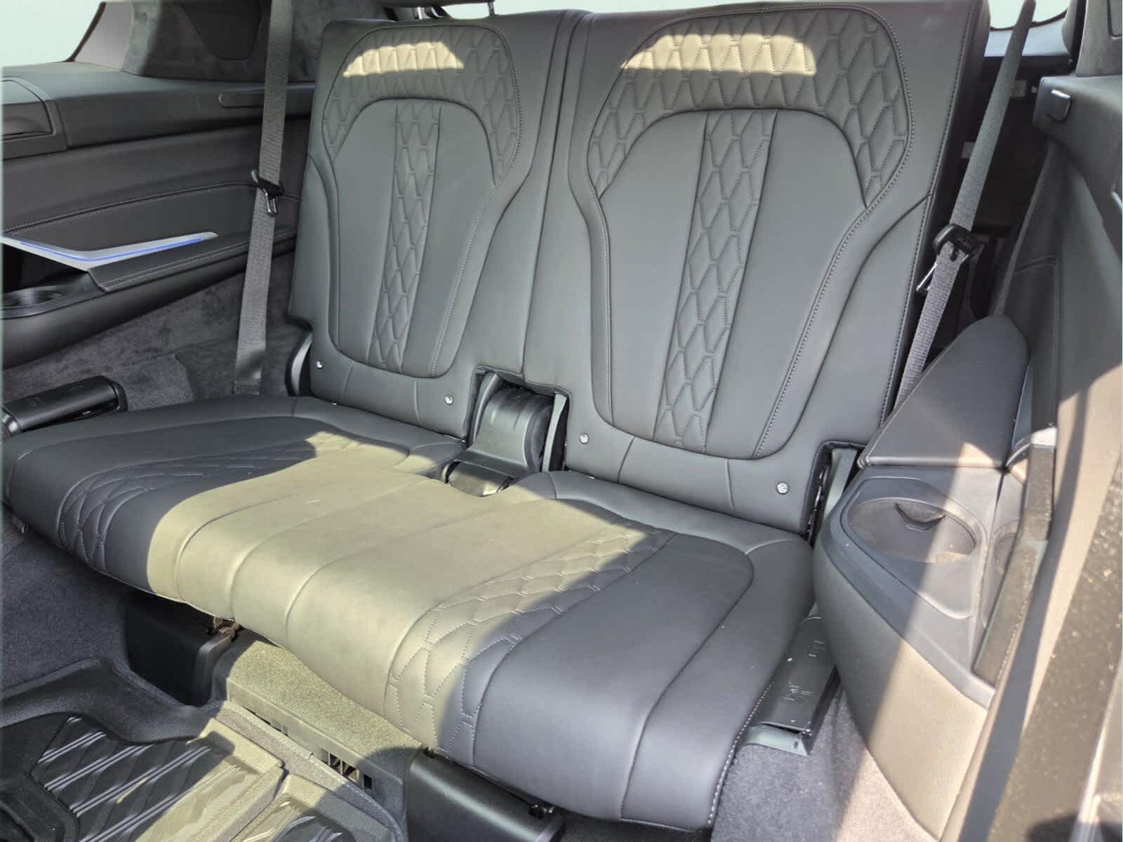 2024 BMW X7 M60i M60i