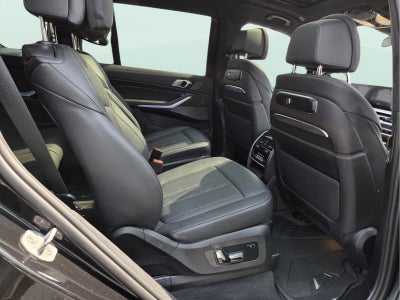2024 BMW X7 M60i M60i