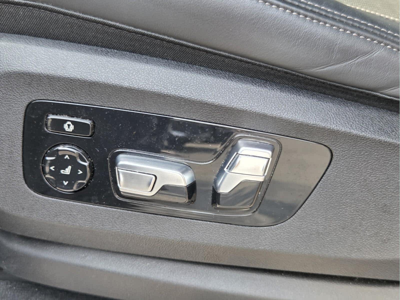 2024 BMW X7 M60i M60i