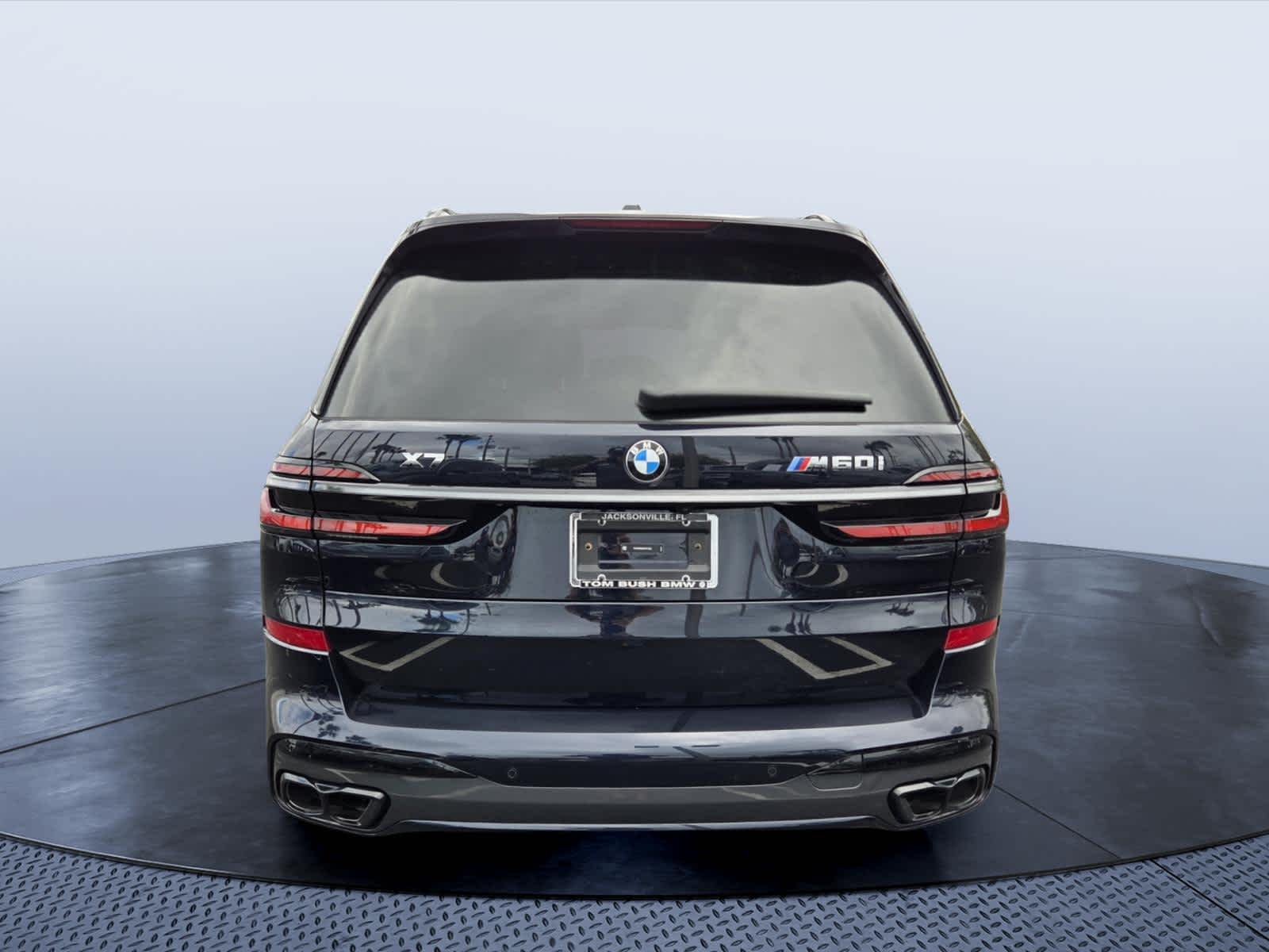 2025 BMW X7 M60i M60i