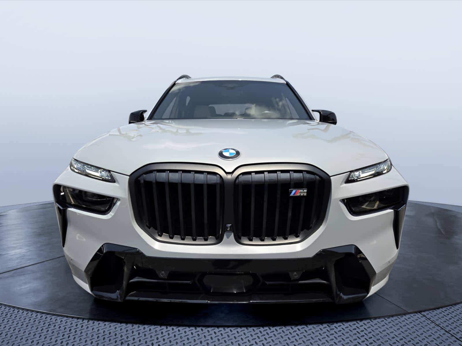 2024 BMW X7 M60i M60i
