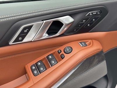 2026 BMW X7 M60i M60i