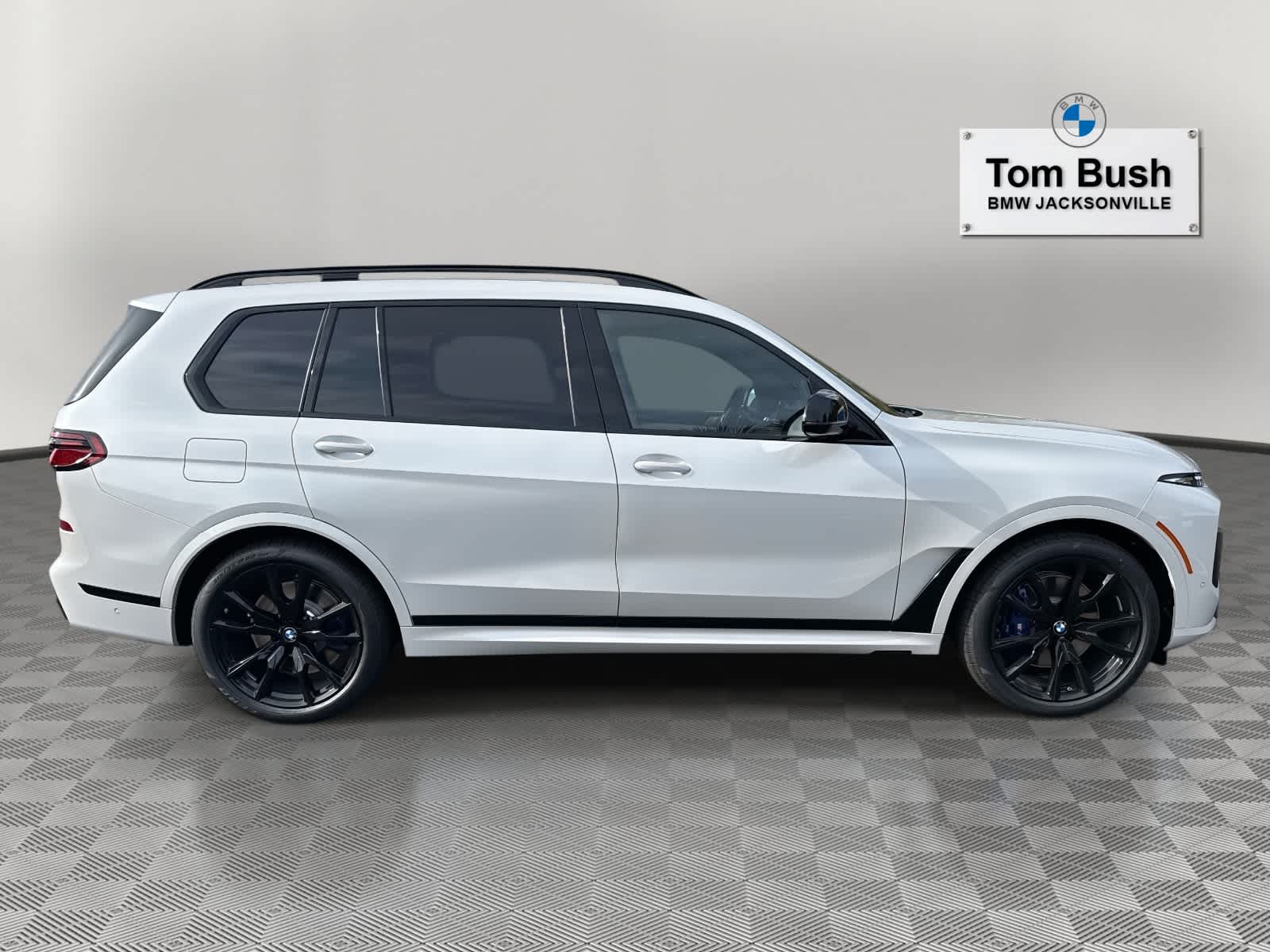 2026 BMW X7 M60i