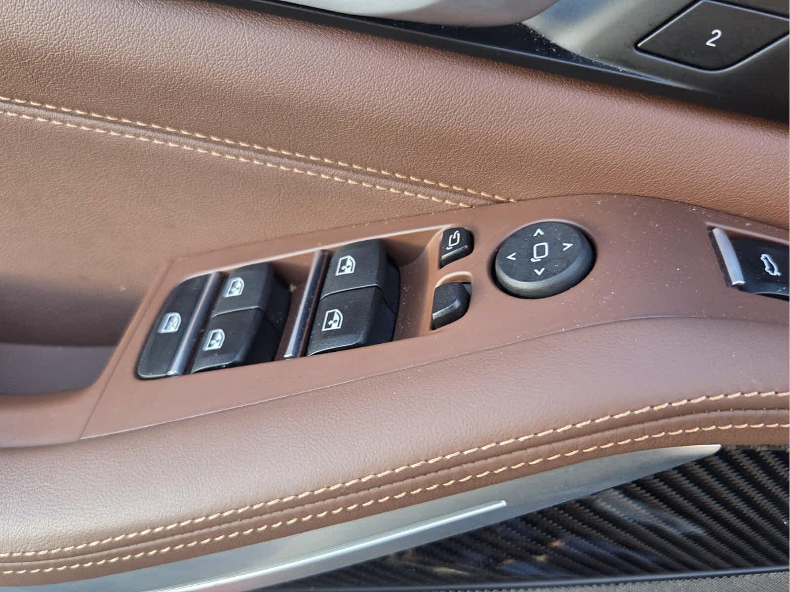 2025 BMW X5 M60i M60i
