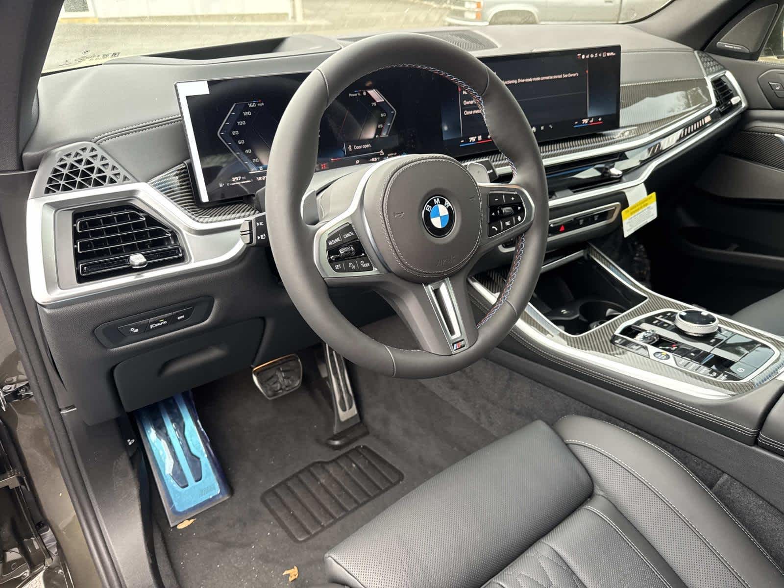 2026 BMW X5 M60i M60i
