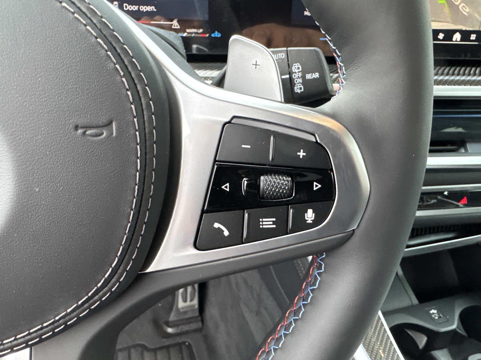 2026 BMW X5 M60i M60i