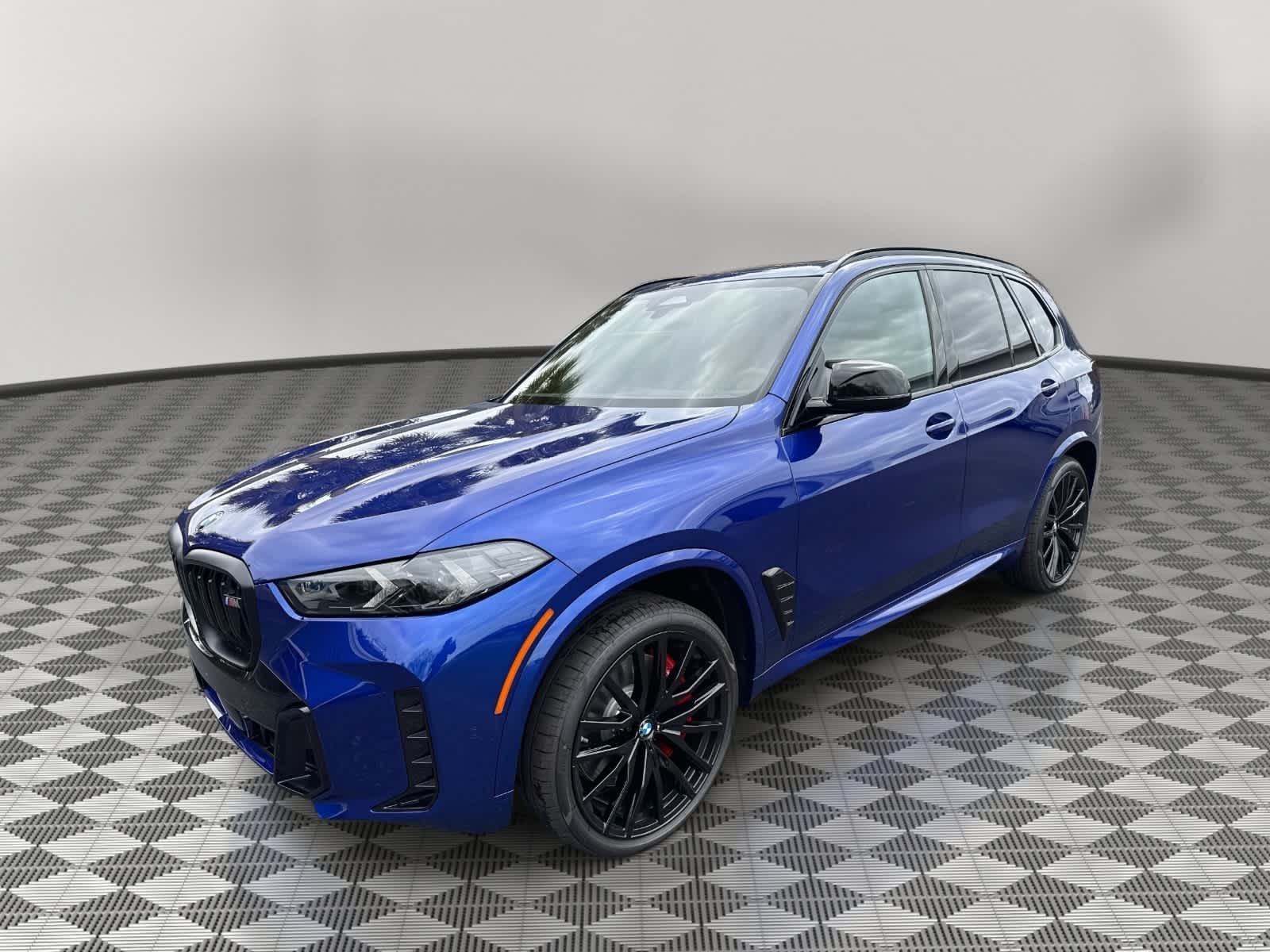 2026 BMW X5 M60i