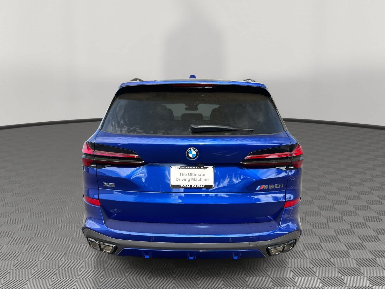 2026 BMW X5 M60i M60i